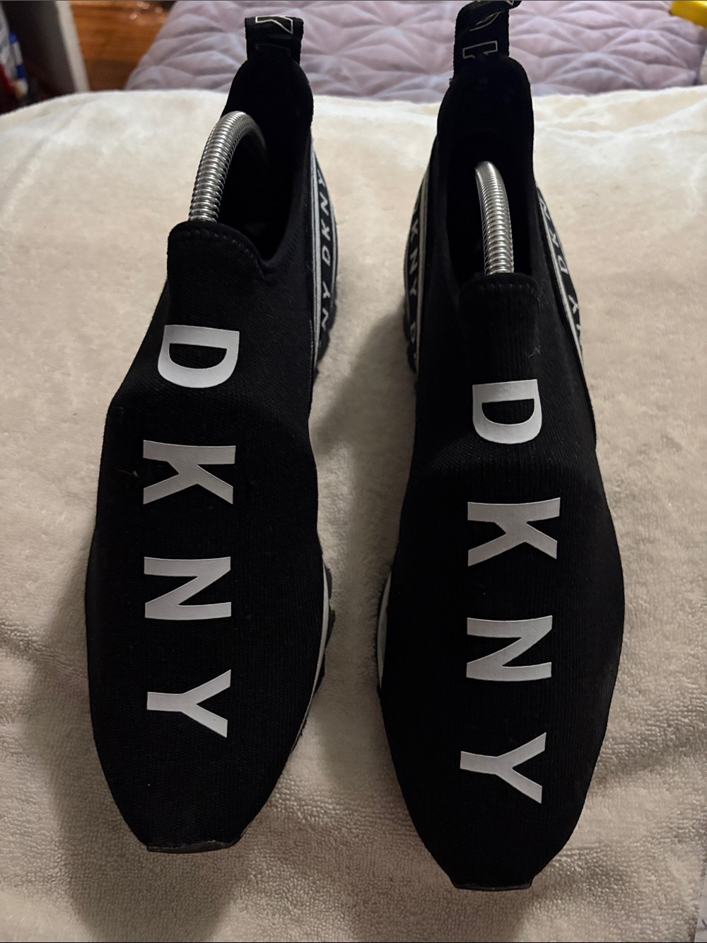 DKNY Black Slip-On Knit Loafers with White Logo